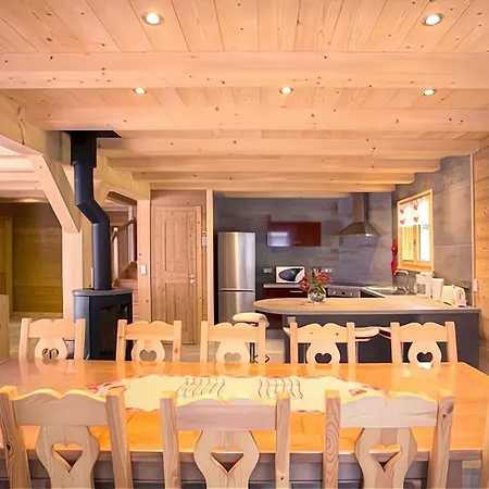 Σπίτι διακοπών Amazing Chalet In With Garden