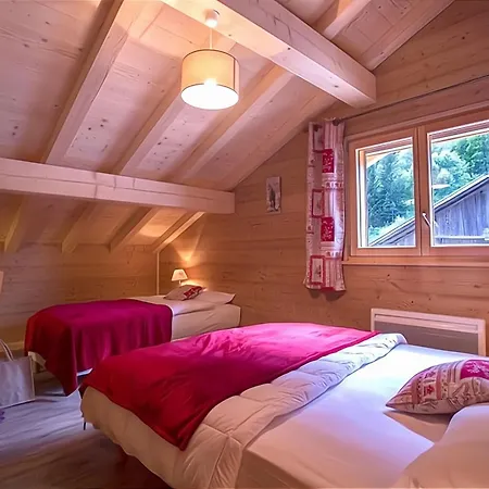 Amazing Chalet In With Garden